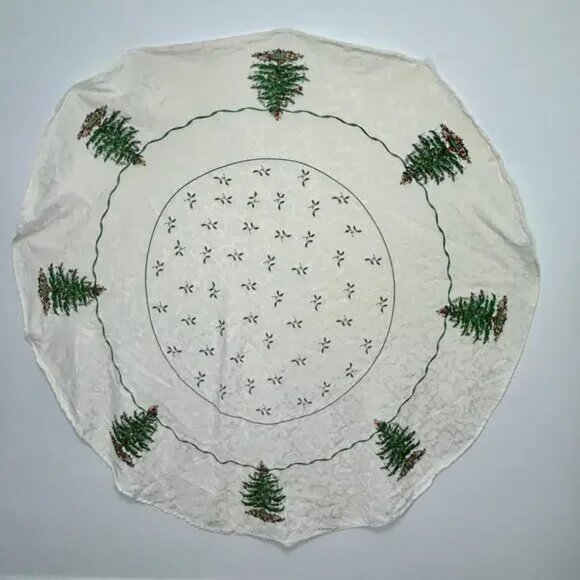 SPODE Christmas Tree Santa Tree Top Dining Table Tablecloth 70 inch Round - Picture 5 of 10